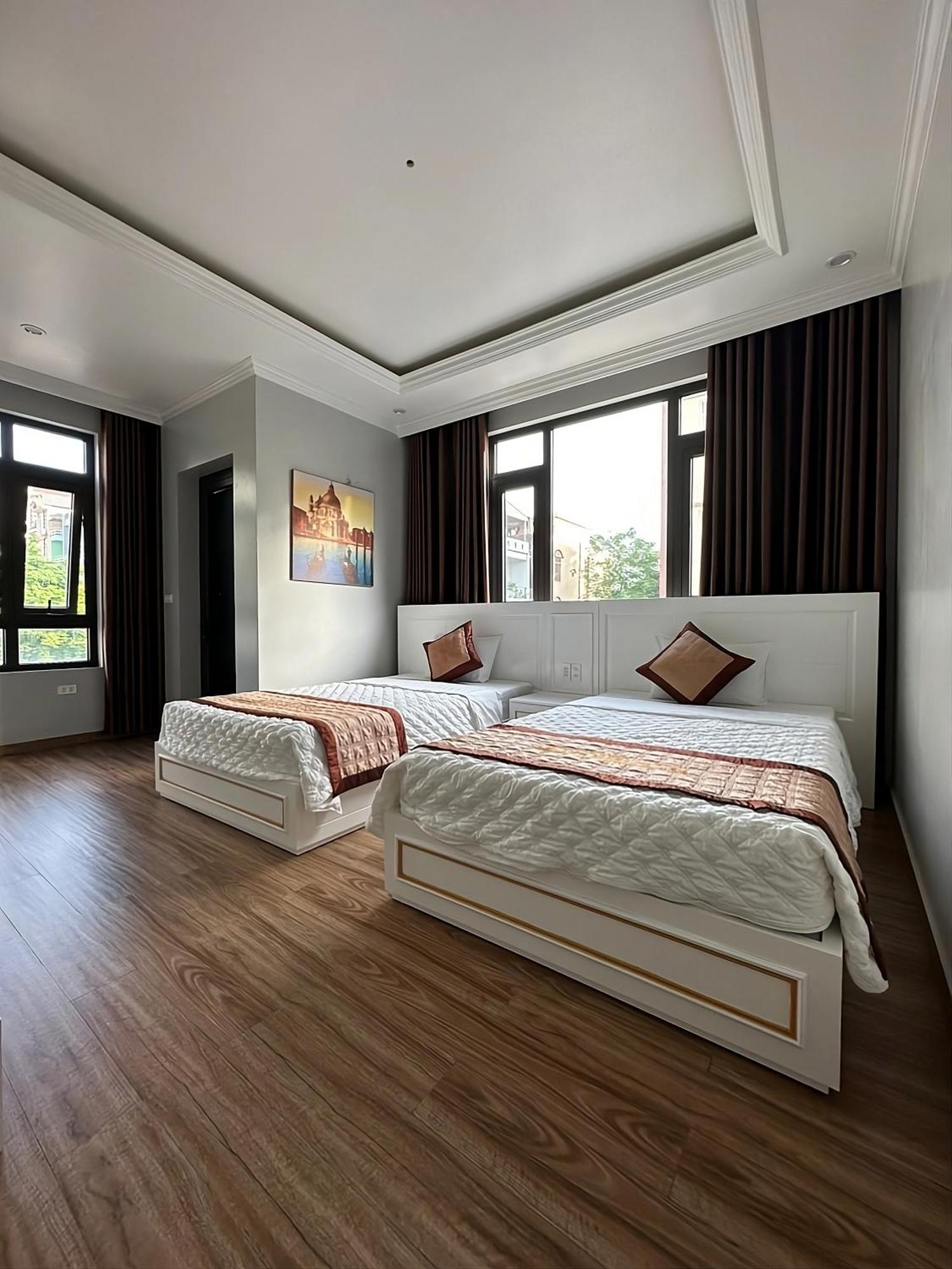 Viet Hoang Hotel Ha Long Exteriör bild