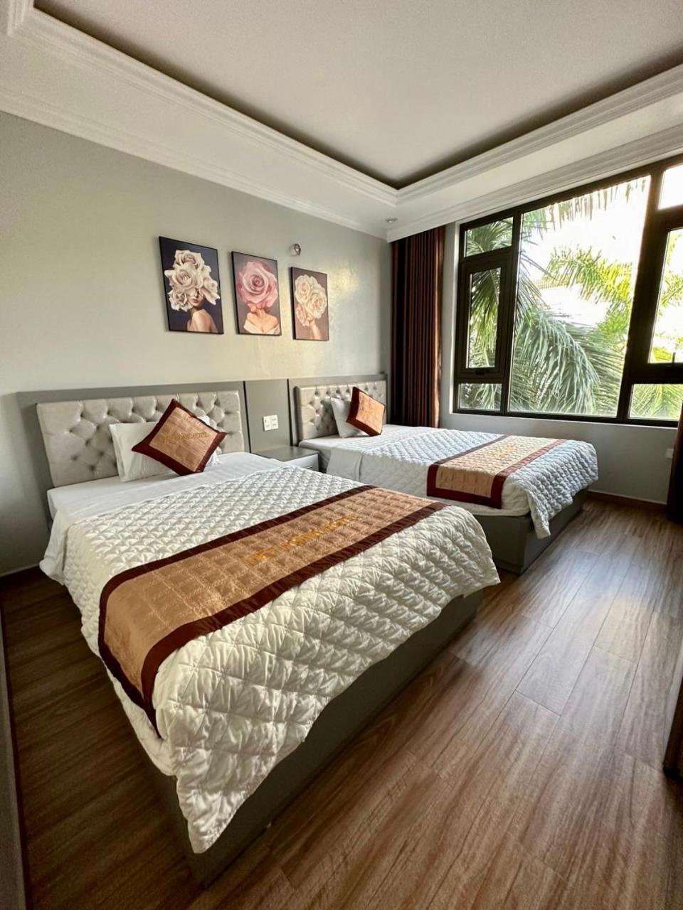 Viet Hoang Hotel Ha Long Exteriör bild