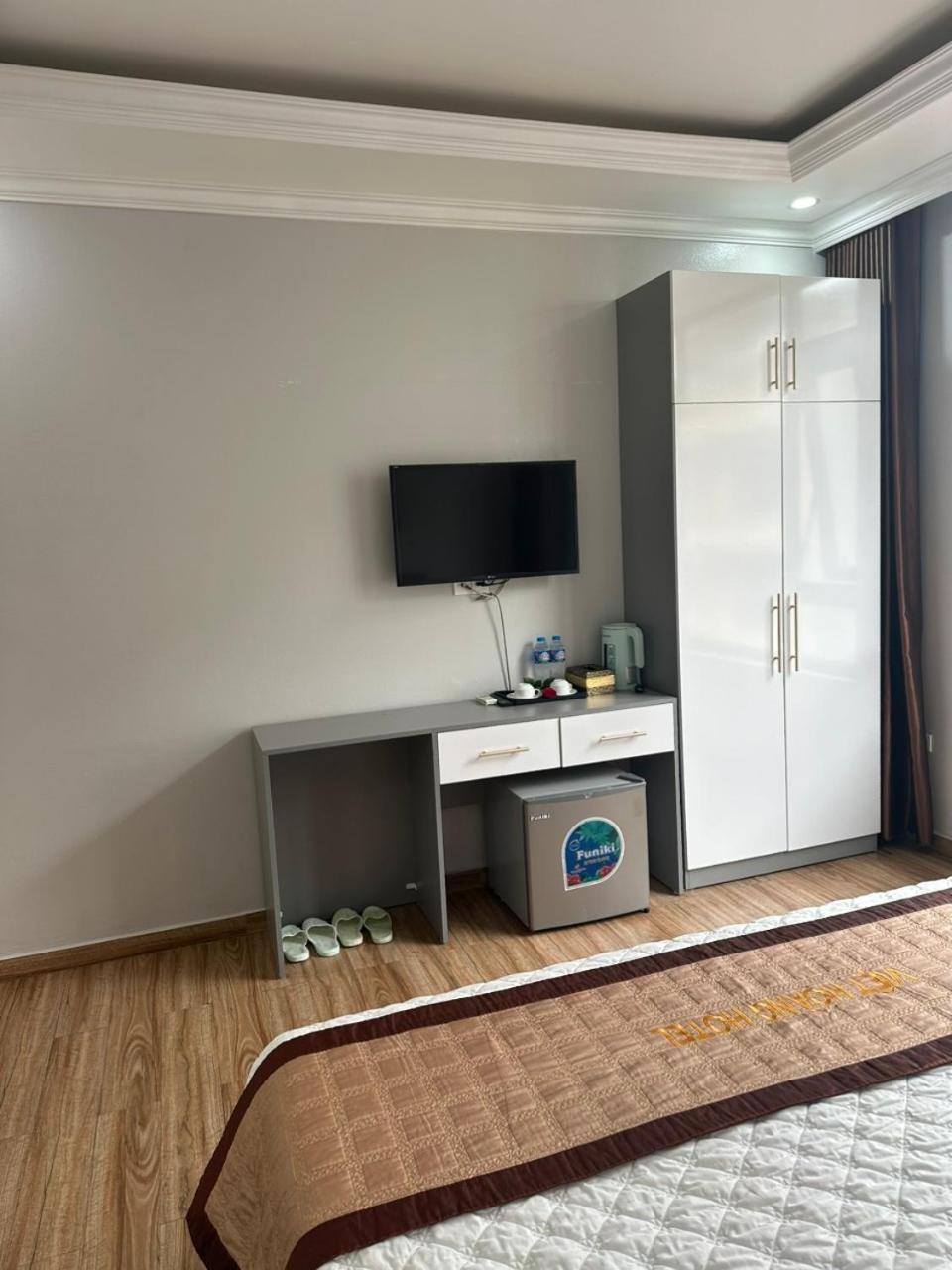 Viet Hoang Hotel Ha Long Exteriör bild