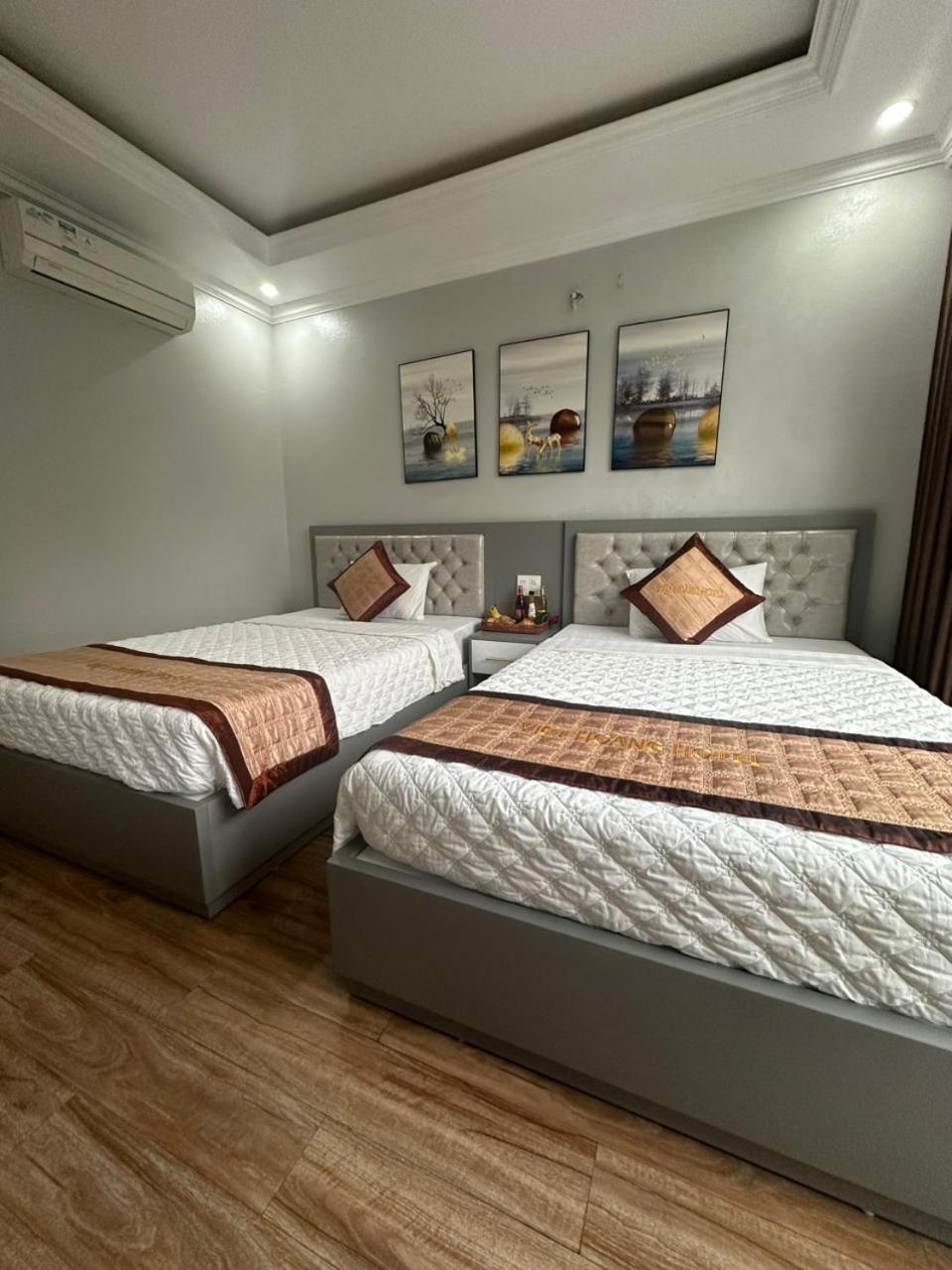 Viet Hoang Hotel Ha Long Exteriör bild